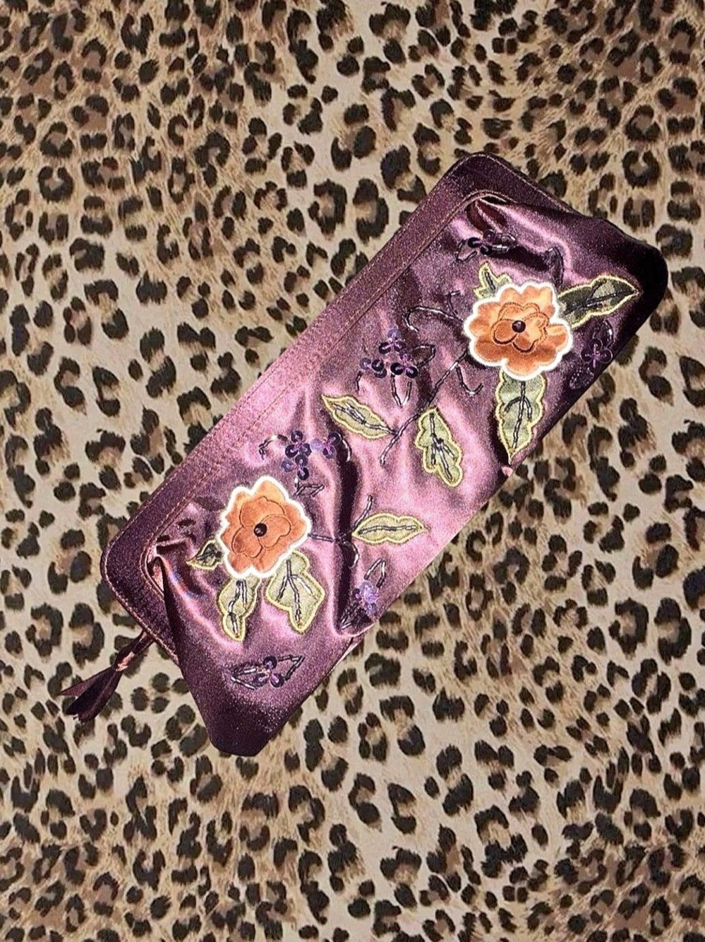 Avon vintage Floral Embroidered Cosmetic Pouch in Purple & Gold